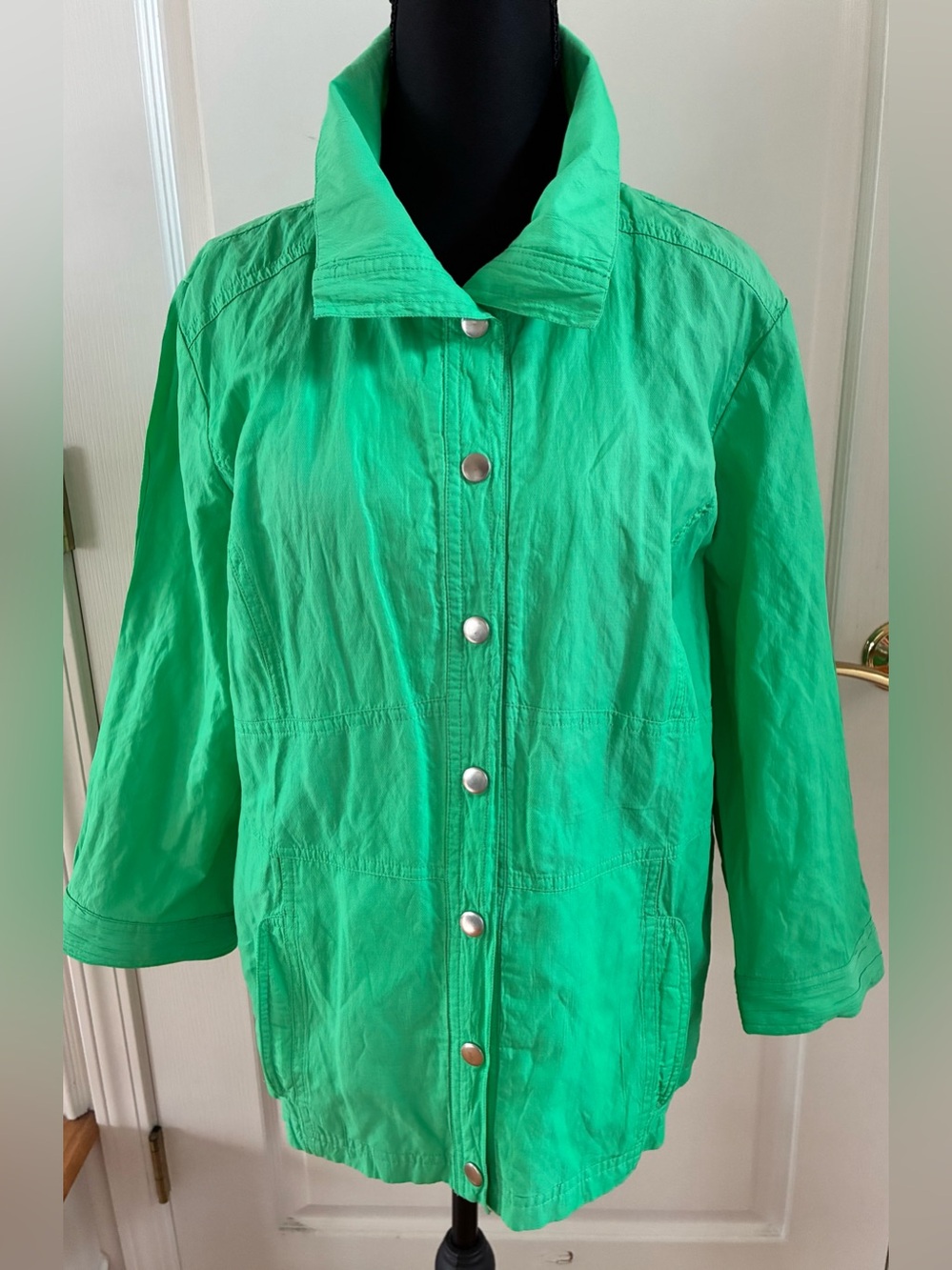 Chico’s Zenergy Green Snap Button Jacket